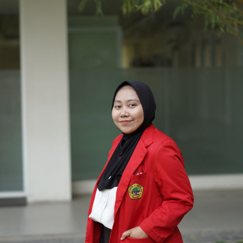 Ajeng Adiliya